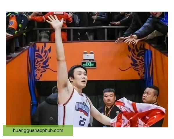 丁彦雨航24岁获MVP初现闯NBA志向 蝉联MVP后更坚定追梦决心